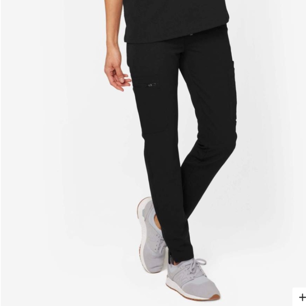 Figs Black Yola Skinny Scrub Pants